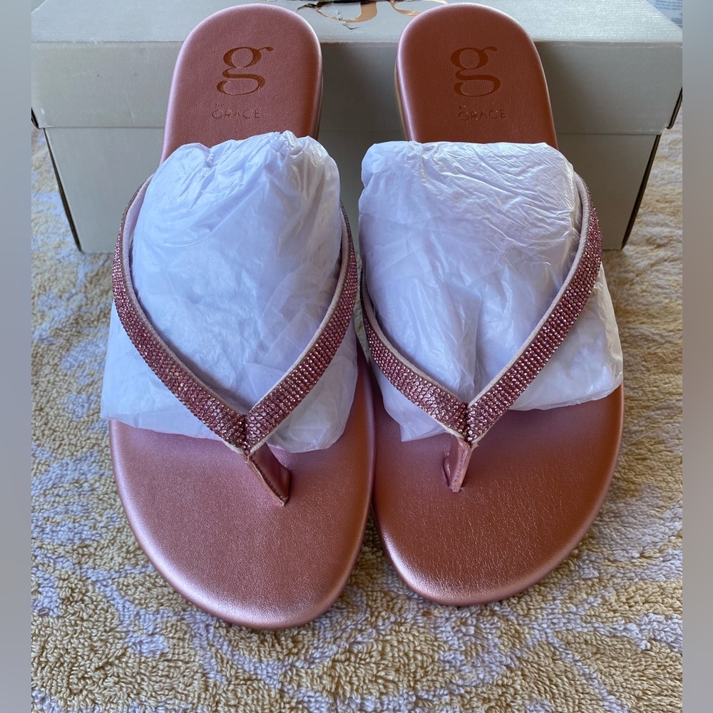 Pink sandals - Picture 2 of 9